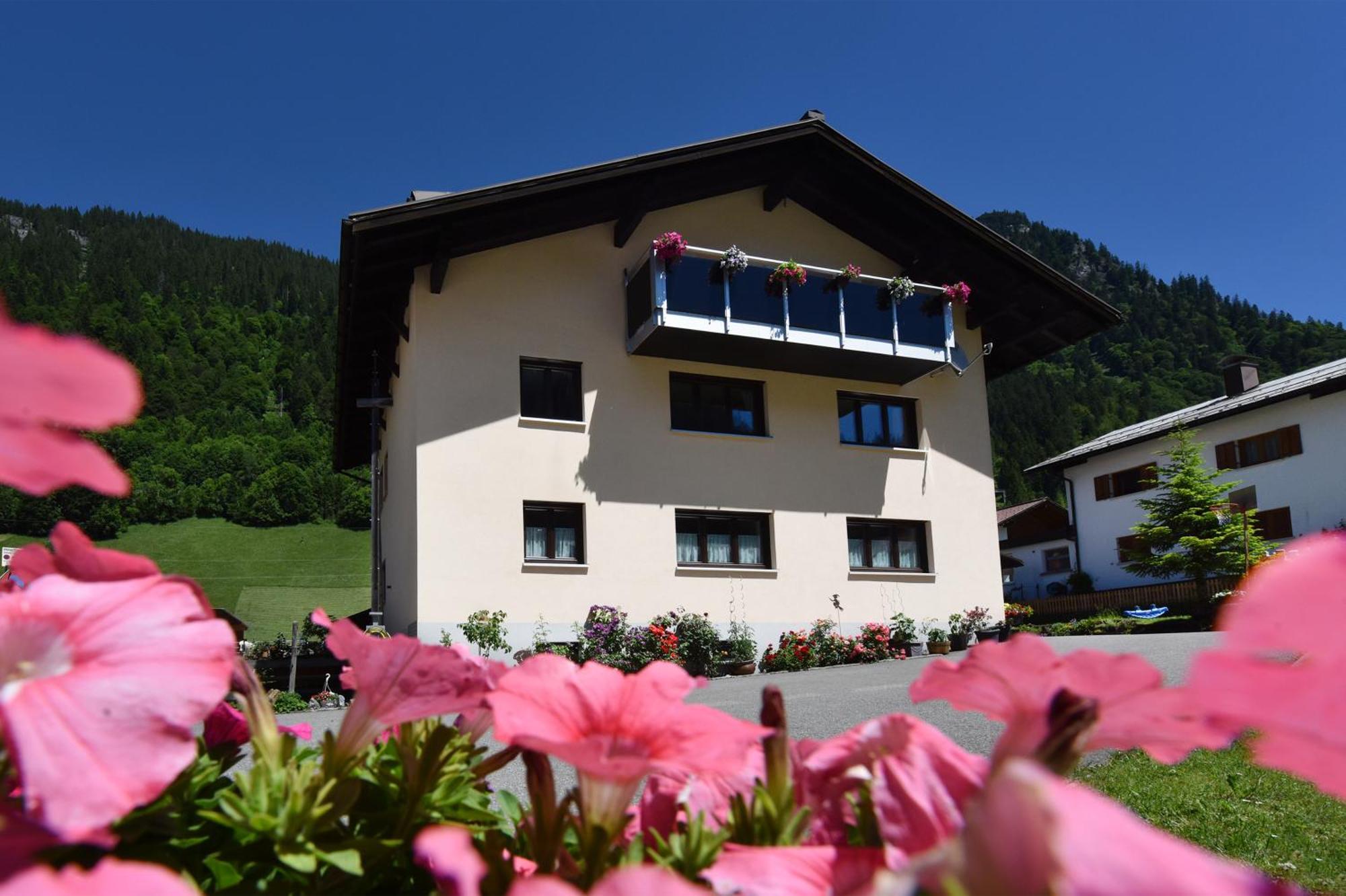 Landhaus Juritsch Klosterle am Arlberg Eksteriør billede